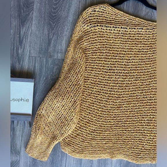 Free people oversized loose knit Dolman batwing layering cold shoulder sweater L - Picture 7 of 9